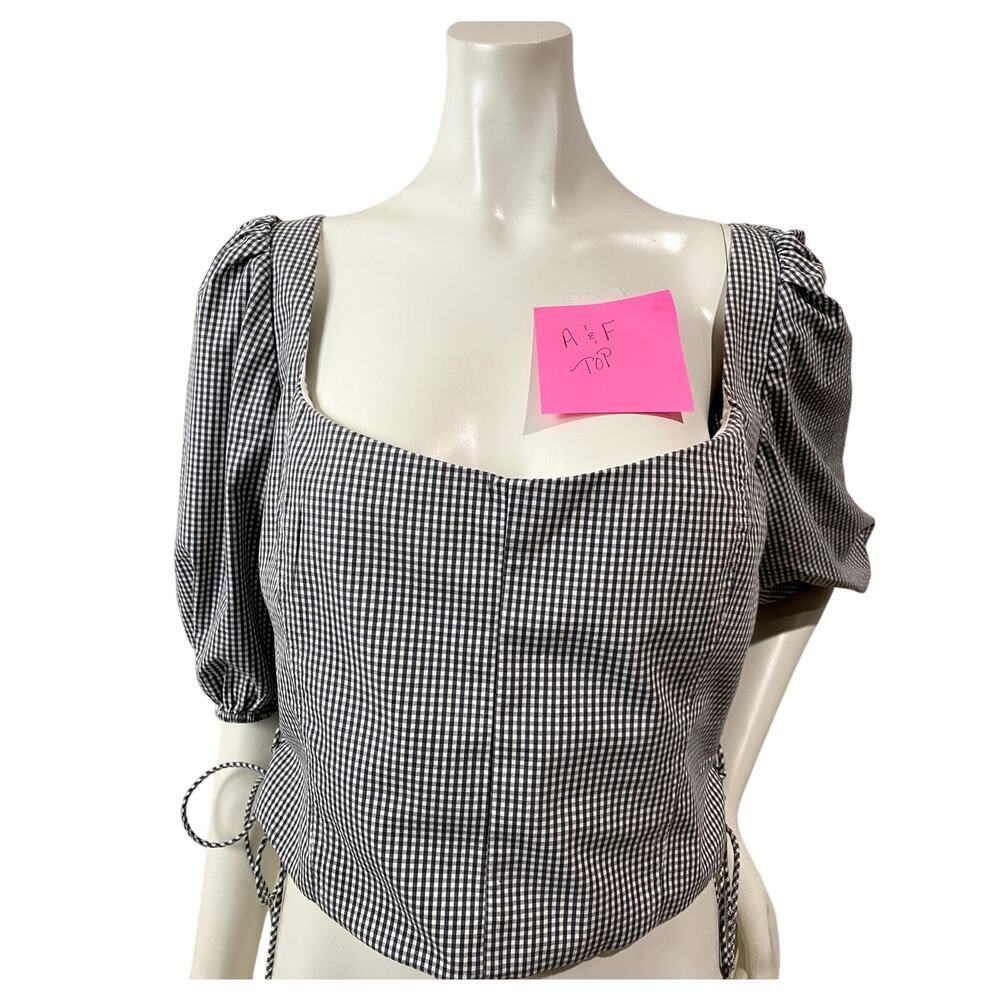 Abercrombie & Fitch Gingham Black/Gray/White Plaid Crop Top - Sz. Large (NWOT)